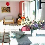 Sea Breeze Apartman