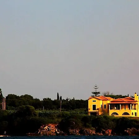 Sea Breeze 公寓 Korakokhórion