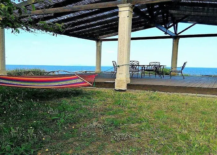 Sea Breeze Korakochori